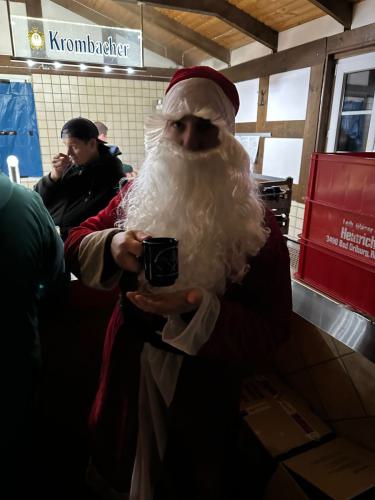 16eee8f0-87b8-405d-813b-497349ad2c27