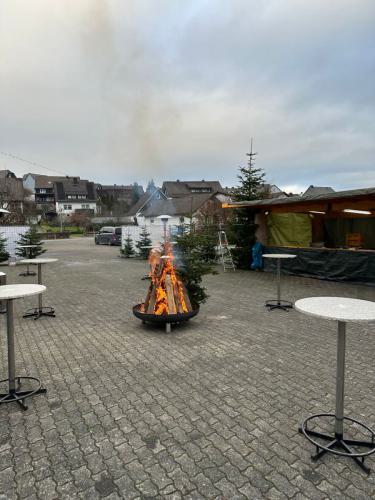 d0e959cb-7a88-4c9c-b0f2-b78689bbd4b7