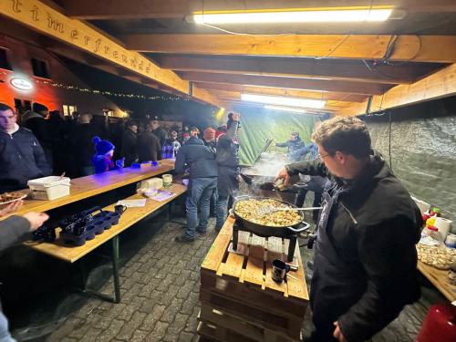 fe8aad6f-ca20-4f8d-b7de-34e5d568f500