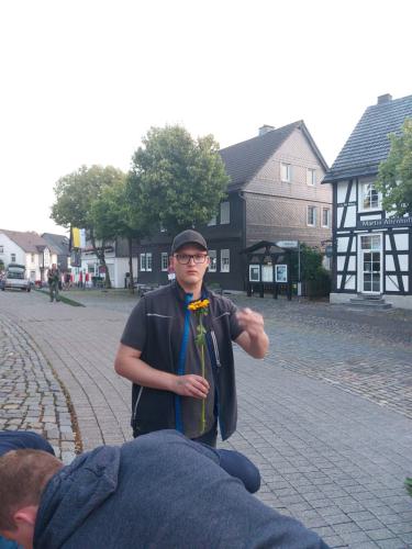 a899b853-0bb2-4408-9b06-3cb21f9b074a